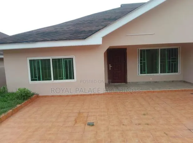 3bdrm House in Amrahia, Adenta for rent · Photo 1