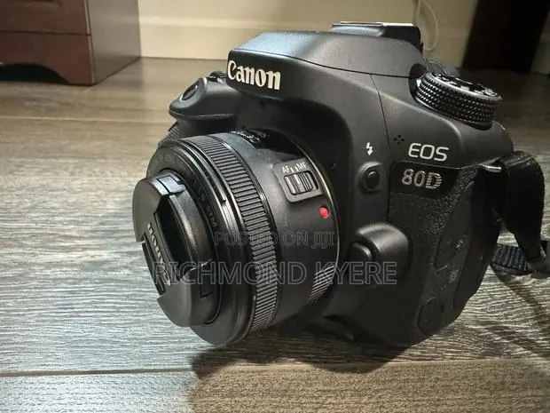 Canon 80d+50mm Lens · Photo 1