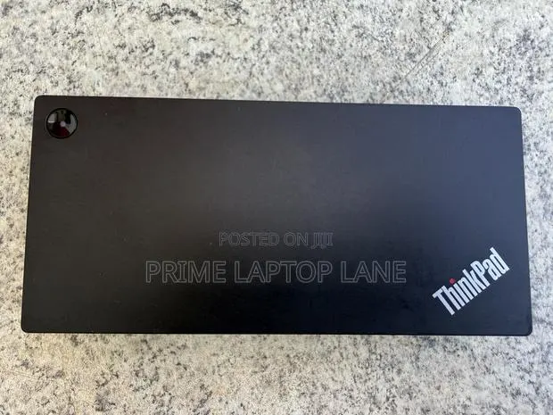 ThinkPad Universal USB-C Dock · Photo 1