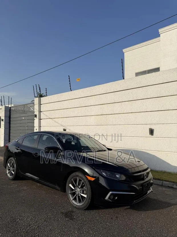 Honda Civic EX Sedan 2019 Black · Photo 1