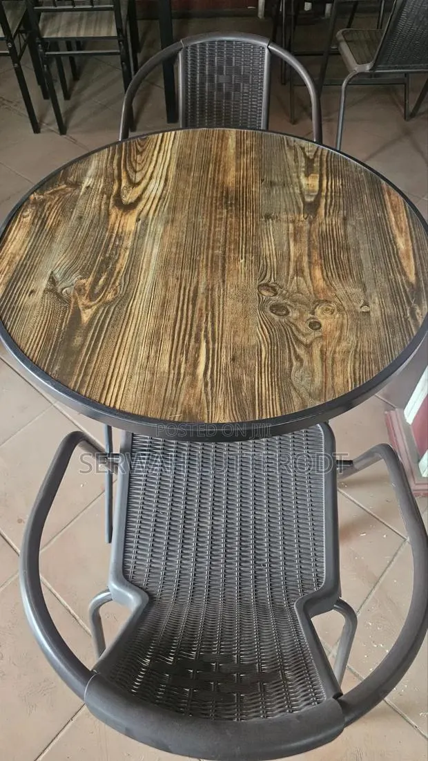 Dark Wood Effect Small Round or Square Table 1 Table and 2 Chairs · Photo 1