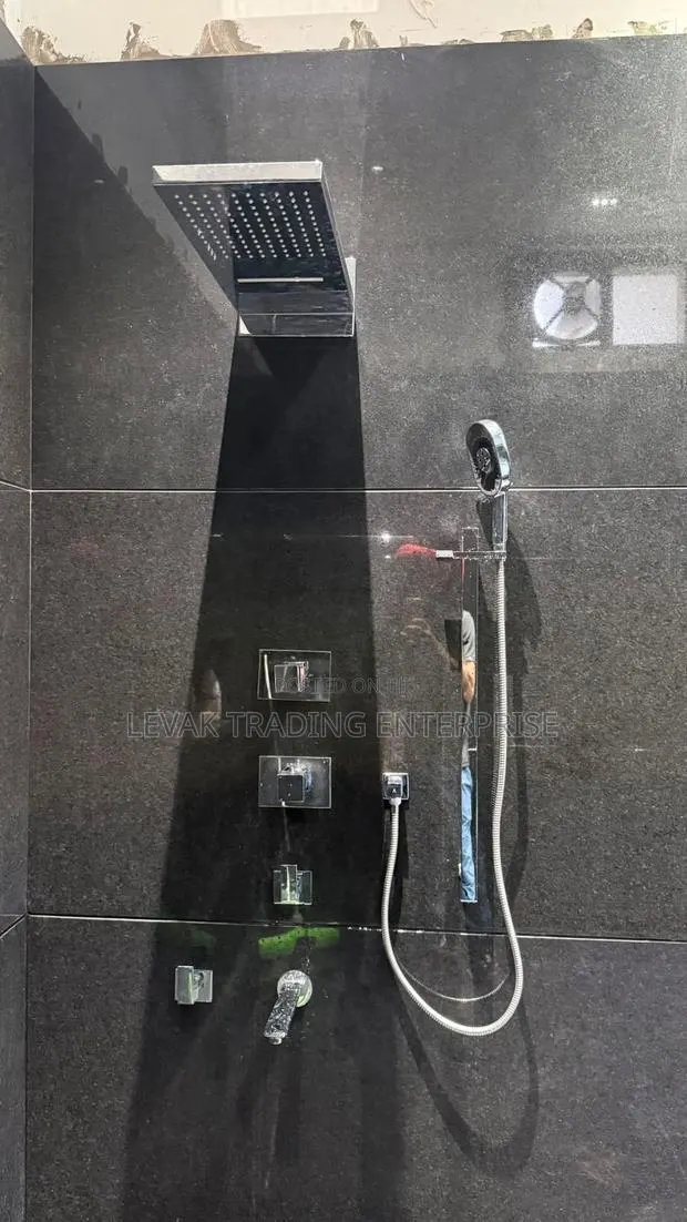 Italian Prime À Concealed Shower