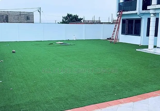 Grass Carpet for Event Center · Photo 1