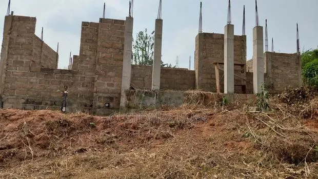 4bdrm Bungalow in Comarts Estates, Amasaman for sale · Photo 1