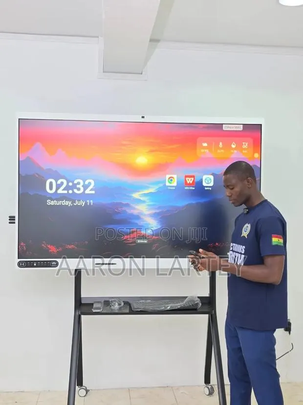 Interactive Smart Screen · Photo 1