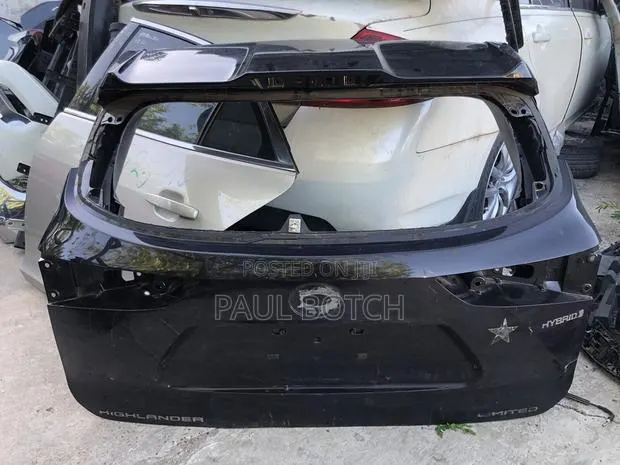 2020,2021,2022,2023 Toyota Highlander Empty Boot/Tailgate · Photo 1