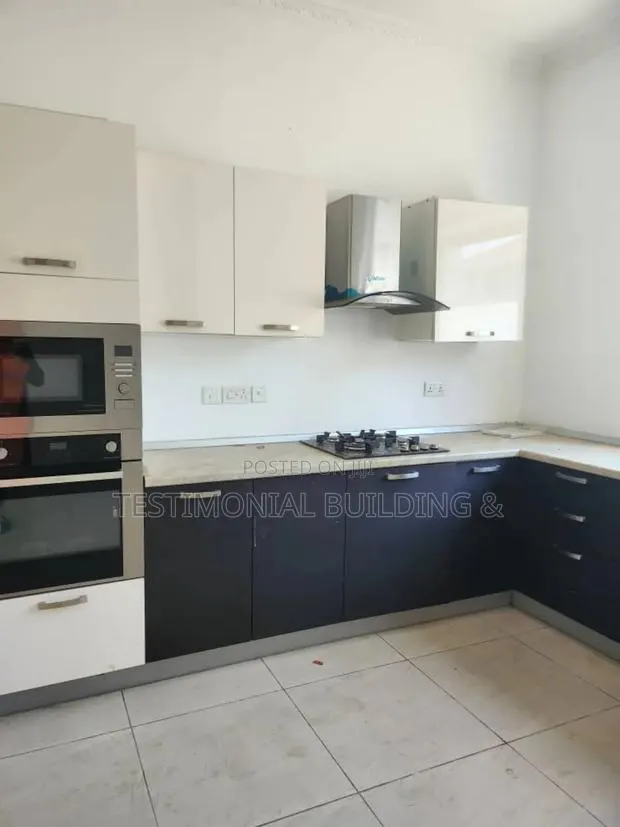 4bdrm House in Testimonial Building, East Legon for rent · Photo 1