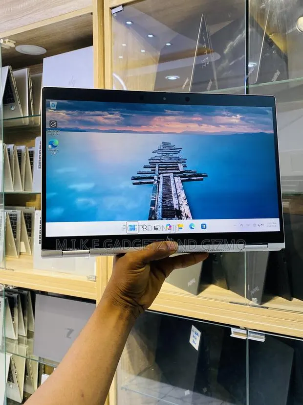 Laptop HP EliteBook X360 1030 G3 16GB Intel Core i7 SSD 512GB · Photo 1