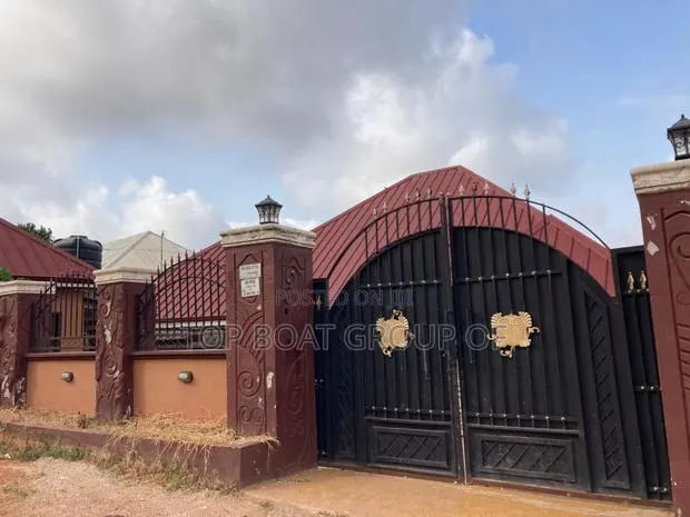 Furnished 5bdrm House in Sokoban Wood Village, Kumasi Metropolitan · Photo 1
