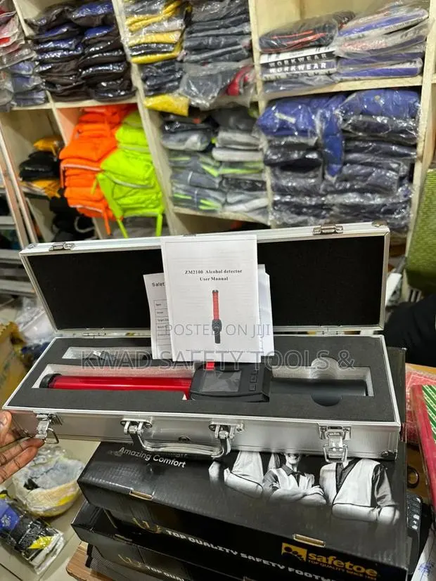 Alcometer (Alcohol Detector) · Photo 1
