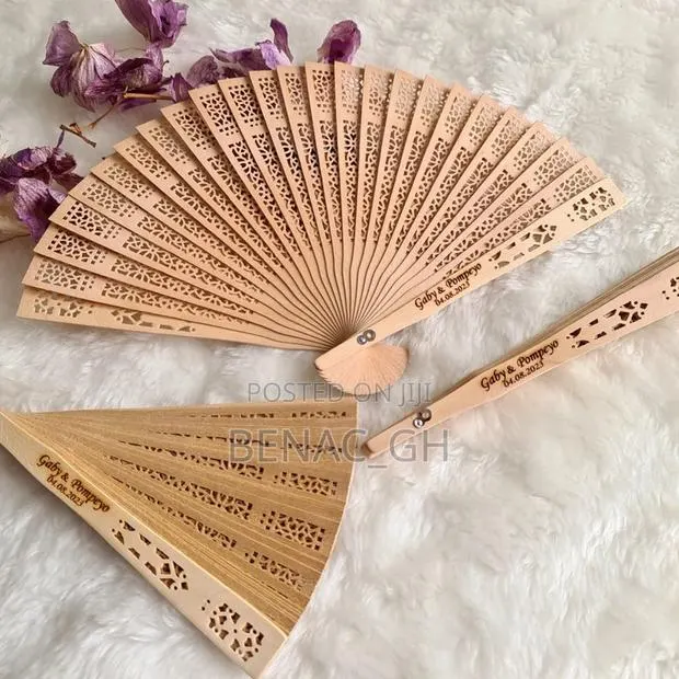 Souvenir Wooden Hand Fans · Photo 1