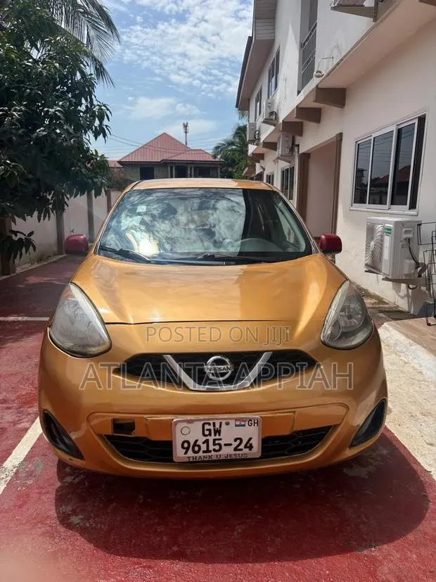 Nissan Micra 2015 Gold · Photo 1