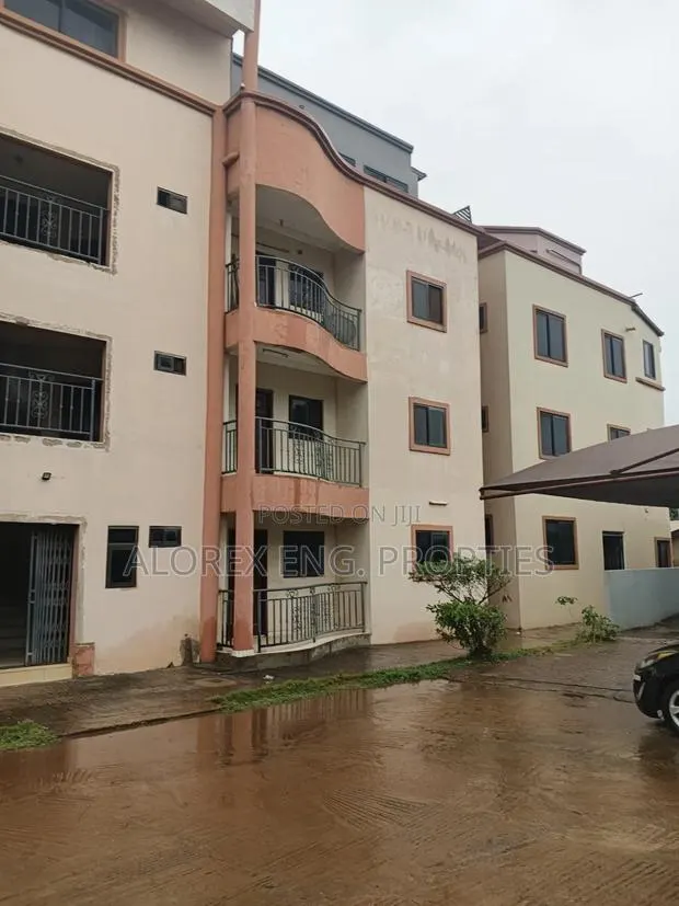 1bdrm Apartment in Foster Home, Frafraha for rent · Photo 1