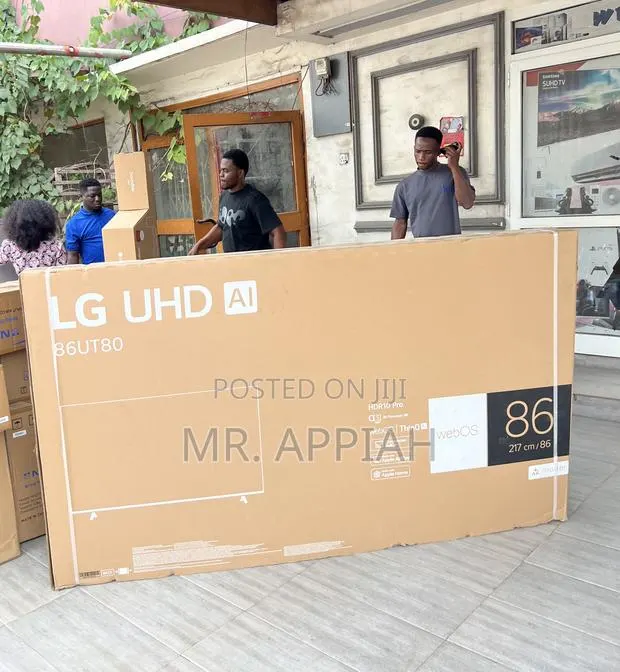 Choose Premium Lg-86ut80006r 86” Uhd Smart Satellite Tv(2024) · Photo 1