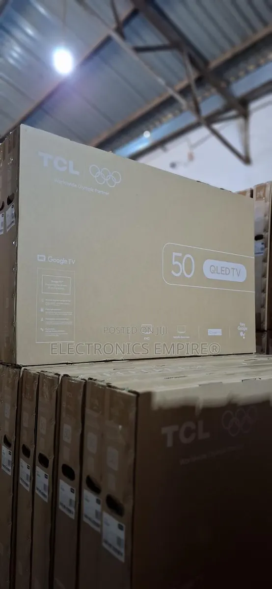 TCL 50" Qled Uhd Smart Digital Satellite · Photo 1