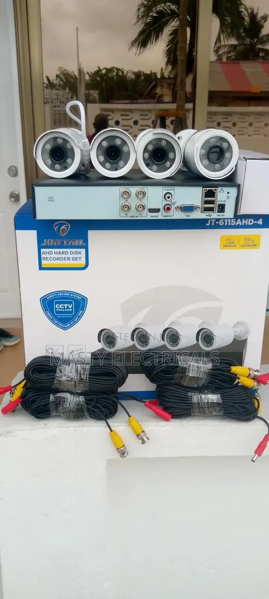 4 Channel CCTV Kit · Photo 1