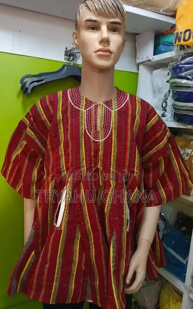Shop Quality Traditional Ghanaian Handwoven Smocks at Tryahu · Photo 1