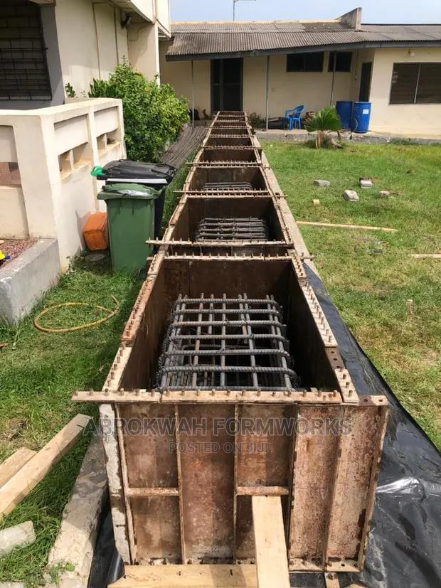 Columns/Pillar/Formwork / · Photo 1