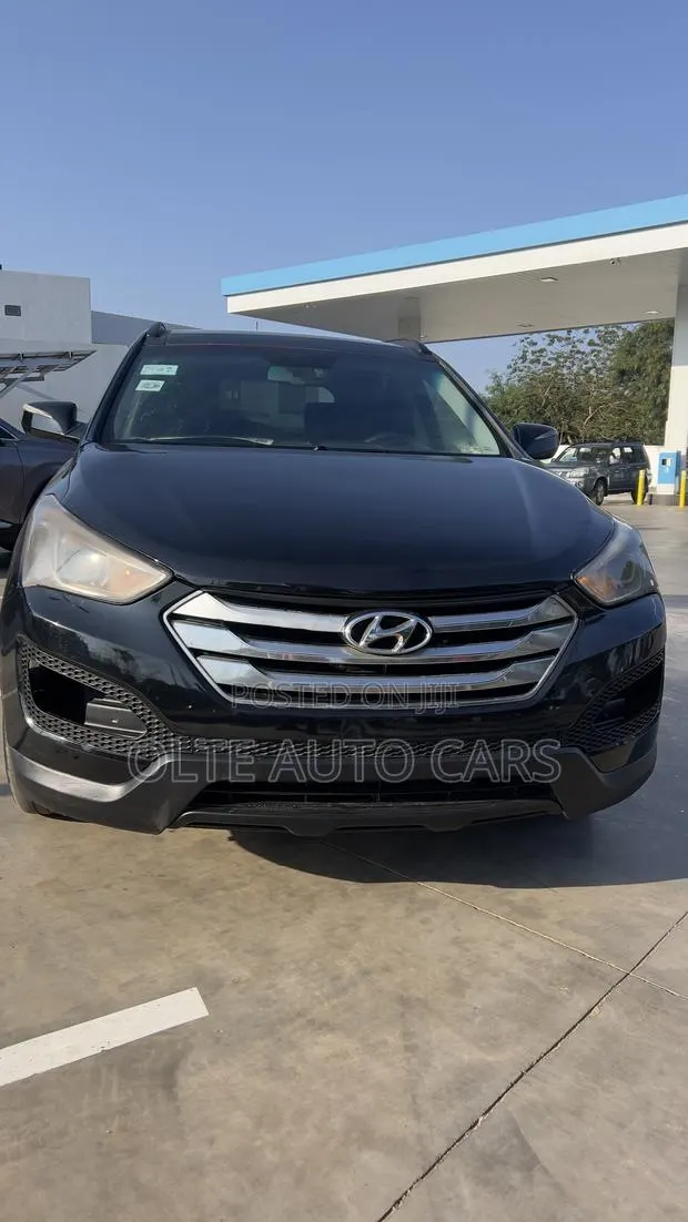 Hyundai Santa Fe Sport 2.0T 2013 Black · Photo 1