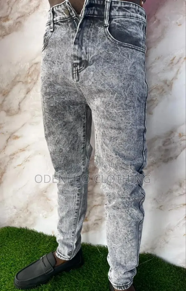 Alisa Ash Jeans · Photo 1