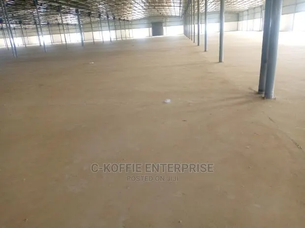 1900 Sqm Warehouse at Amasaman 4 Rent · Photo 1