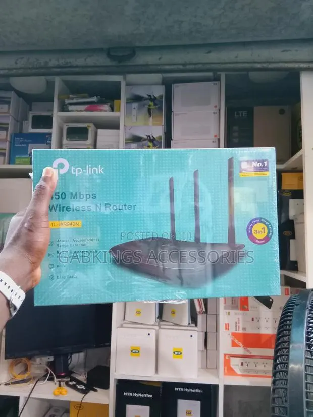 Tp-Link 450 MBPS Wireless Router -Wr 940n · Photo 1