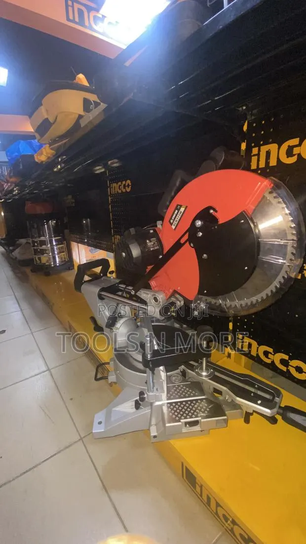 Stayer Telescopic Mitre Saw 1800w · Photo 1