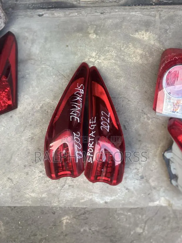 Kia Sportage 2020-22 Taillights Pair · Photo 1