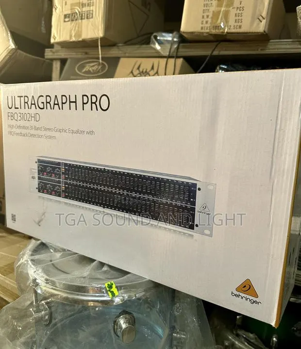 Behringer Ultragraph Pro Fbq3102hd Double Equalizer · Photo 1
