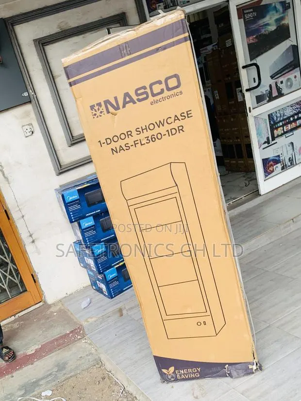 Ultra Sleek Nasco NAS-FL360-1DR 298-Liter Single-Door Display · Photo 1