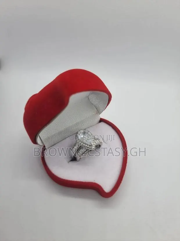 Wedding Rings (Two Piece) · Photo 1