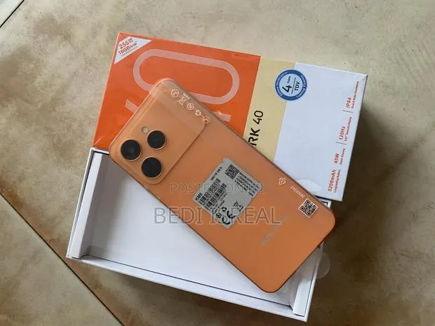 New Tecno Spark 40 256 GB Orange · Photo 1