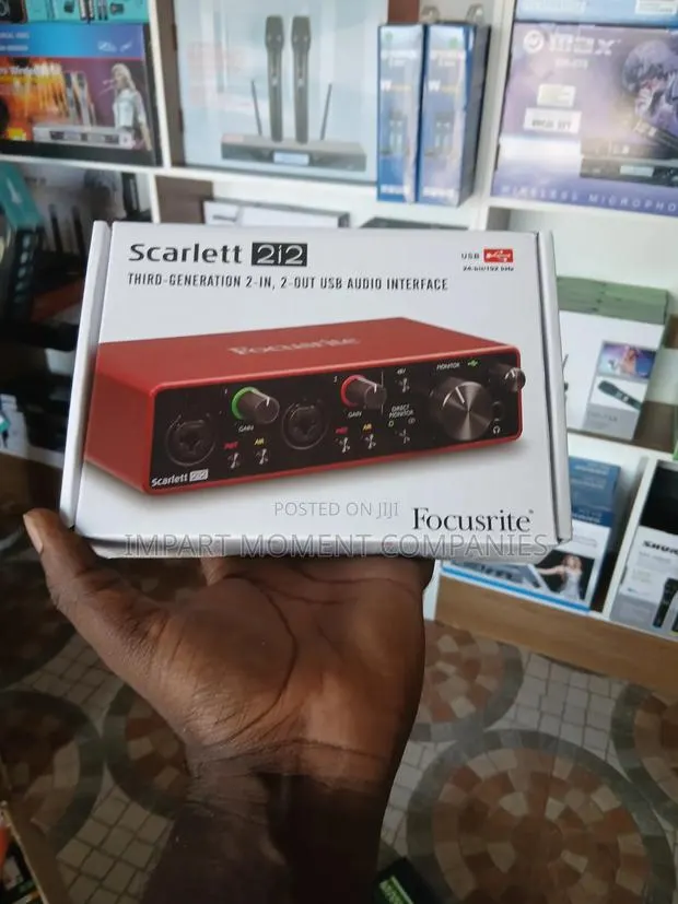Focusrite Scarlet 212 3rd Generation · Photo 1