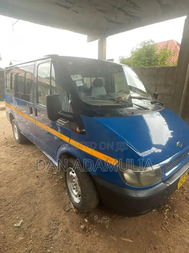 Ford Transit 2006 Blue · Photo 1