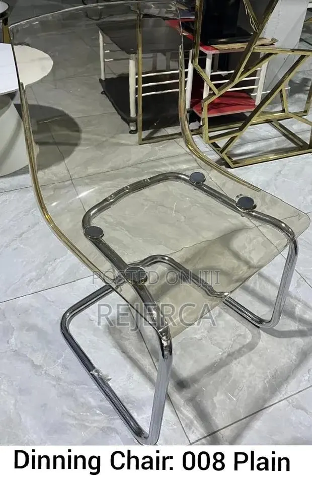 Quality Plain Plastic Chair · Photo 1
