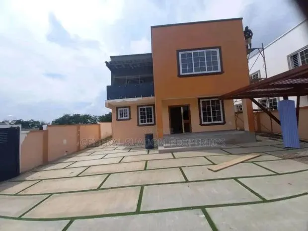 4bdrm Duplex in Suadom Properties, Airport Residential Area for rent · Photo 1