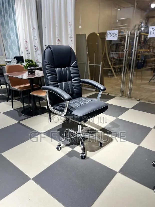 High-Back Executive Office Chair · Photo 1