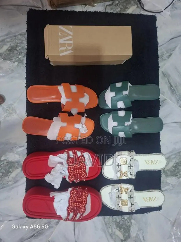 High Quality Ladies Designer Slippers · Photo 1