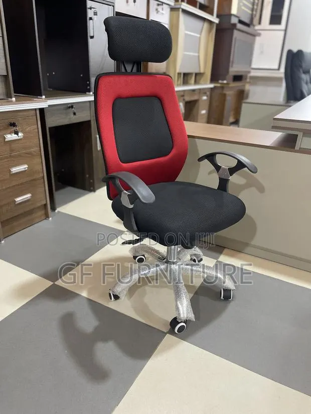 Office Chair With Headrest · Photo 1