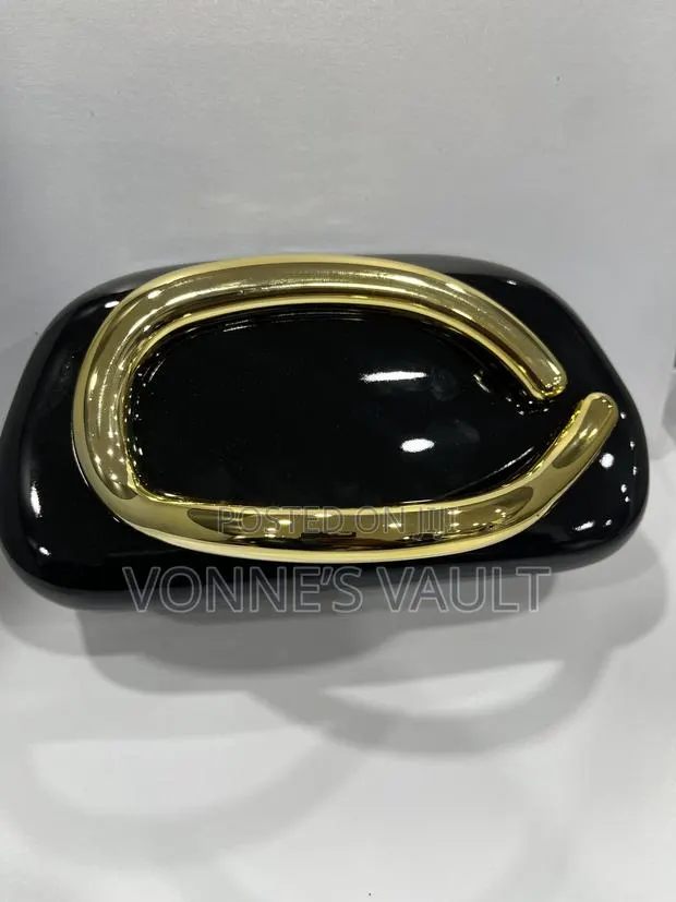 Ladies Handbags · Photo 1