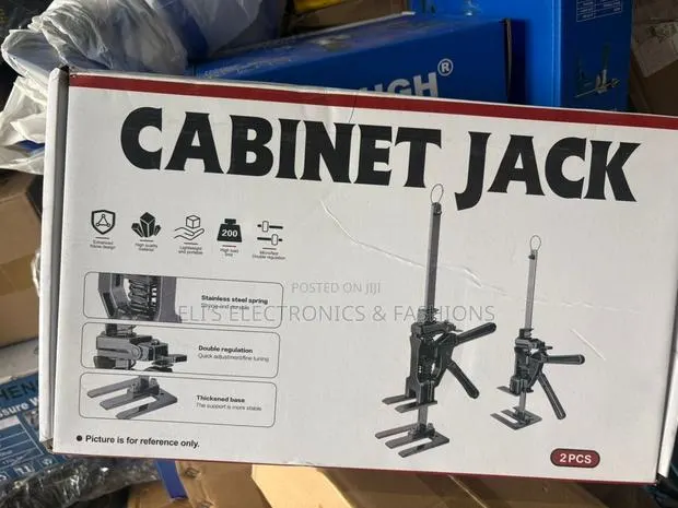 Cabinet Jack · Photo 1