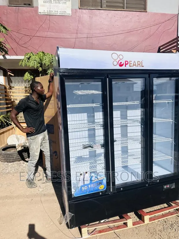 Fully Automatic Display Fridge 3doors Pearl PVC-150 · Photo 1