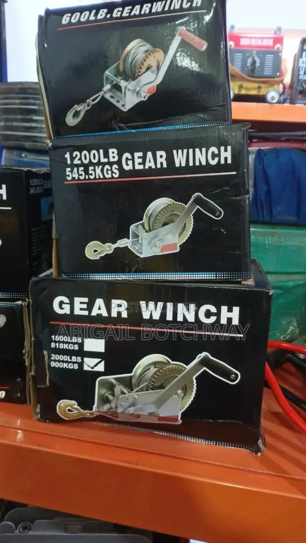 Gear Winch 1200lb · Photo 1