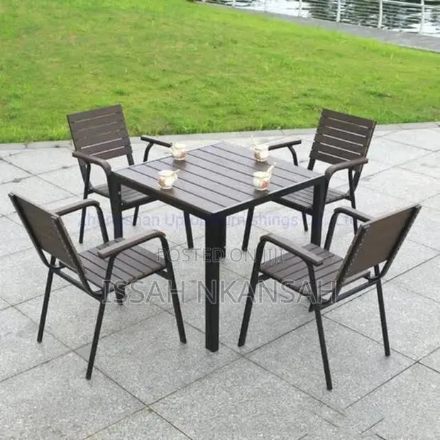 Garden Furniture · Photo 1
