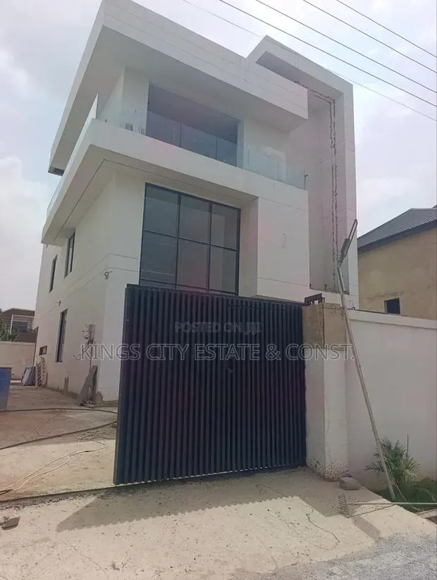 Furnished 6bdrm House in Roundabout, Tantra Hills for sale · Photo 1