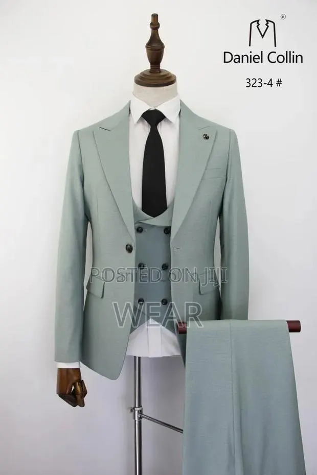 Quality Daniel Collin Suit Available · Photo 1