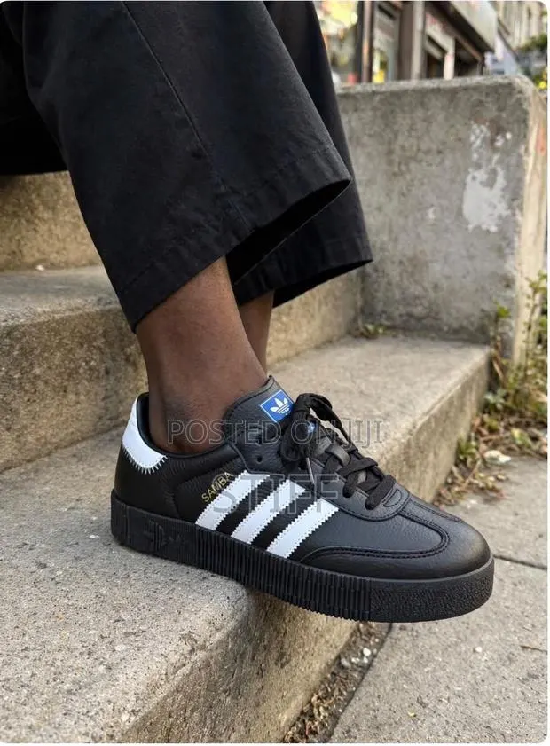 Adidas Samba Leather · Photo 1