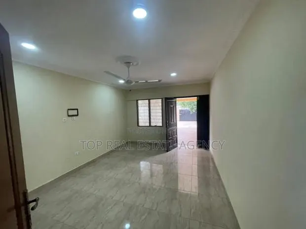 2bdrm Apartment in Around Deeper Life, Abrantie for rent · Photo 1