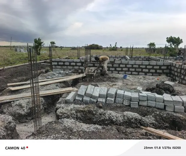 Construction · Photo 1