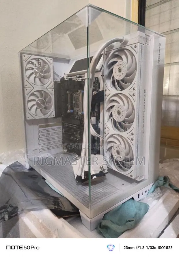 Gamemax Infinity Cube Atx Type C Case · Photo 5